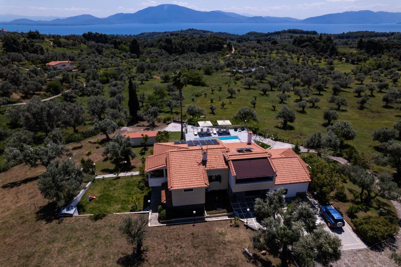 Kouvelia Country Home Luxury Villa Rental Nerotriviá 외부 사진